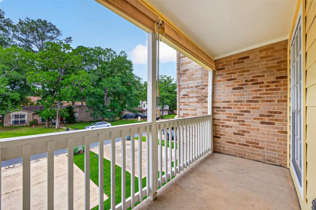 113 Normal Park Drive B, Huntsville, TX 77320