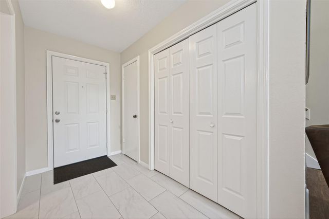 113 Normal Park Drive B, Huntsville, TX 77320