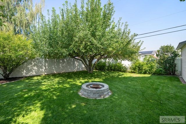 235 Spruce Street, Shelley, ID 83274