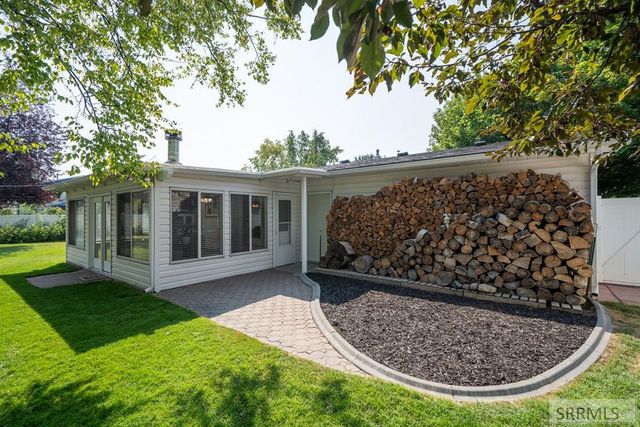 235 Spruce Street, Shelley, ID 83274