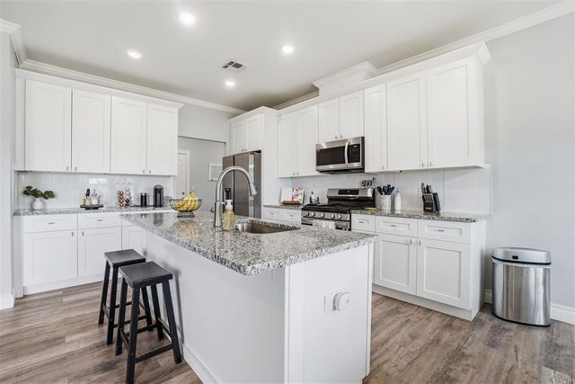 4254 Mesa Dr, Elgin, OK 73538