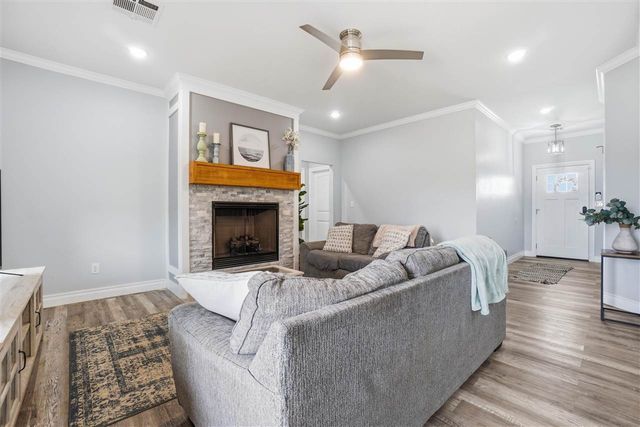 4254 Mesa Dr, Elgin, OK 73538