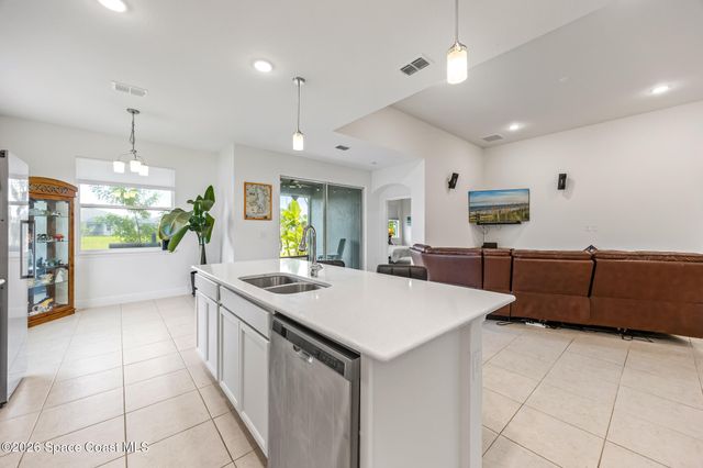 4398 Lago Vista Drive, Micco, FL 32976