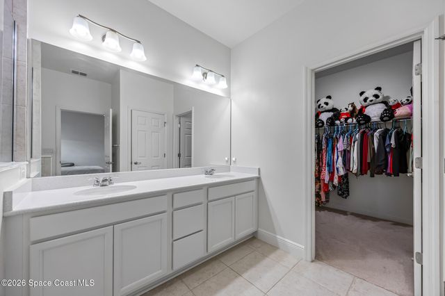 4398 Lago Vista Drive, Micco, FL 32976
