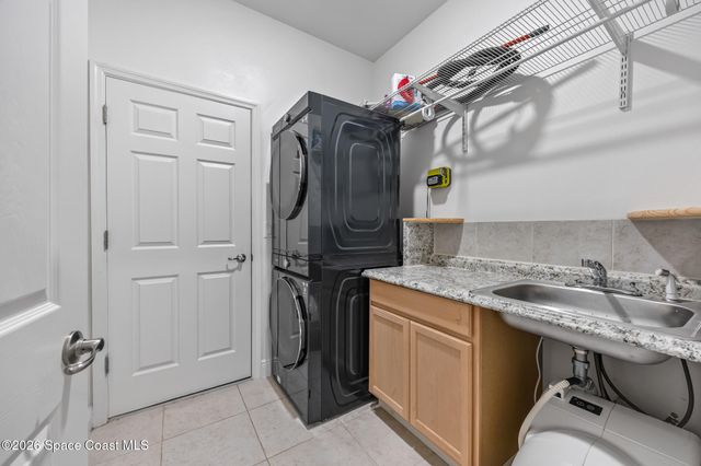 4398 Lago Vista Drive, Micco, FL 32976