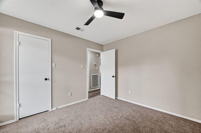 16730 Barkentine Lane, Friendswood, TX 77546