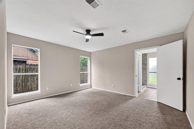16730 Barkentine Lane, Friendswood, TX 77546