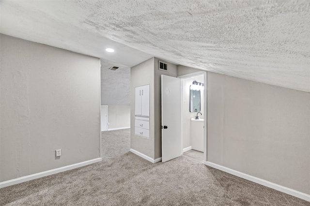 16730 Barkentine Lane, Friendswood, TX 77546