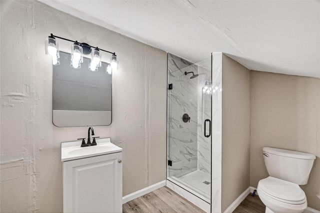 16730 Barkentine Lane, Friendswood, TX 77546