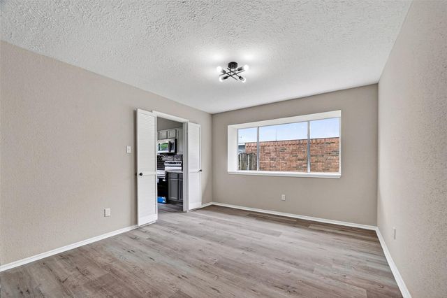 16730 Barkentine Lane, Friendswood, TX 77546