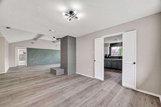 16730 Barkentine Lane, Friendswood, TX 77546