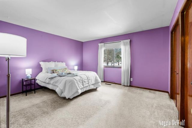 318 Aniline Avenue N, Holland, MI 49424