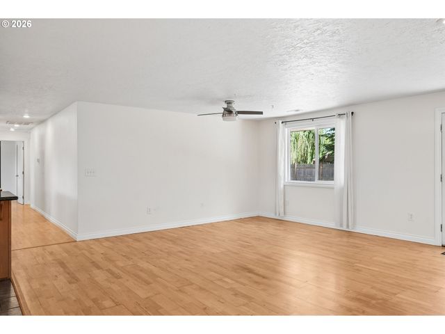 17465 Sw BLANTON St, Beaverton, OR 97078