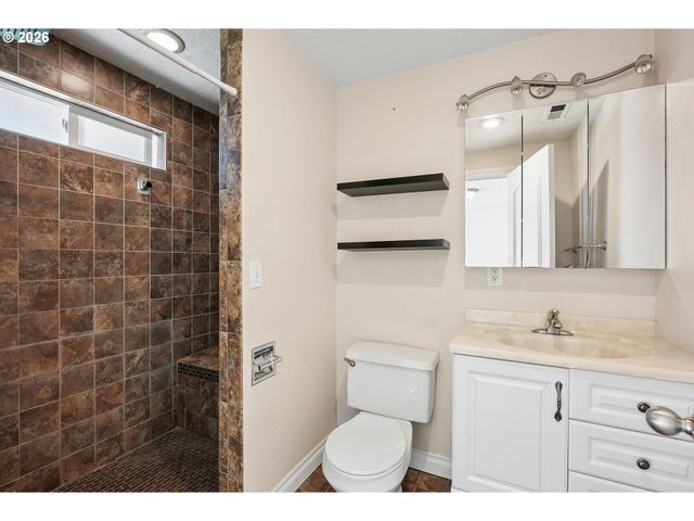 17465 Sw BLANTON St, Beaverton, OR 97078