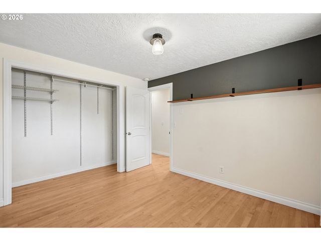 17465 Sw BLANTON St, Beaverton, OR 97078
