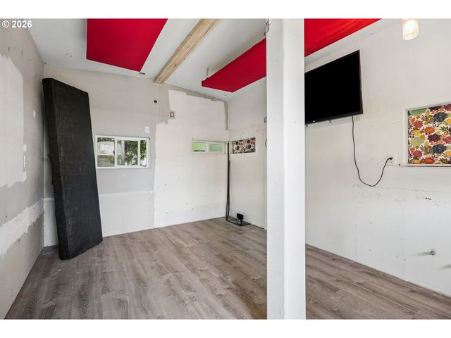 17465 Sw BLANTON St, Beaverton, OR 97078