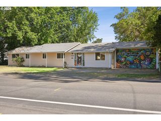 17465 Sw BLANTON St, Beaverton, OR 97078