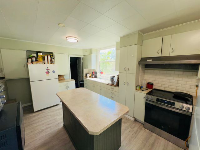 4722 N Regal St, Spokane, WA 99217