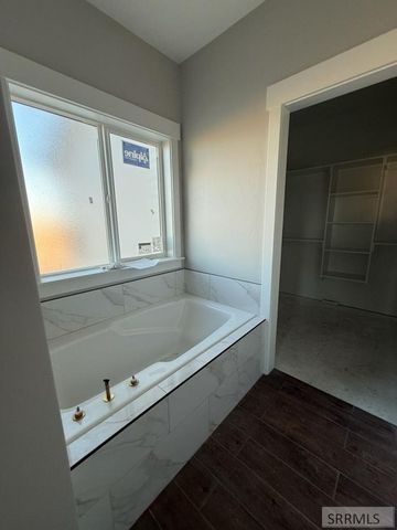 5514 Boardwalk Road, Idaho Falls, ID 83401