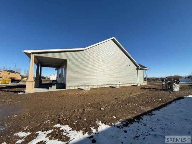 5514 Boardwalk Road, Idaho Falls, ID 83401