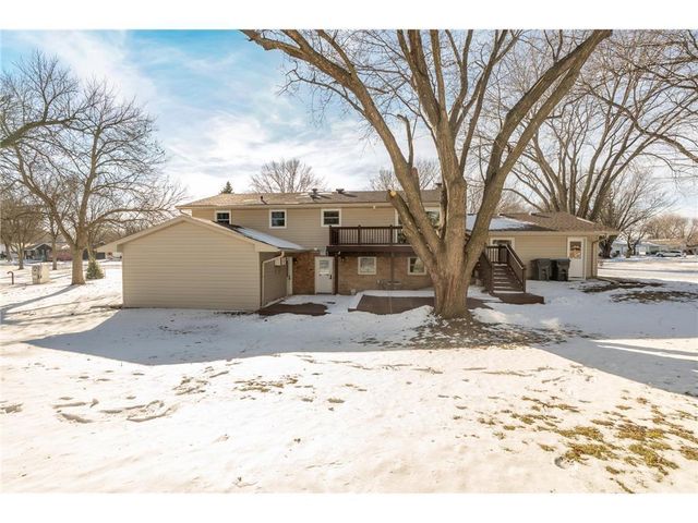 300 Viking Drive, Mankato, MN 56001