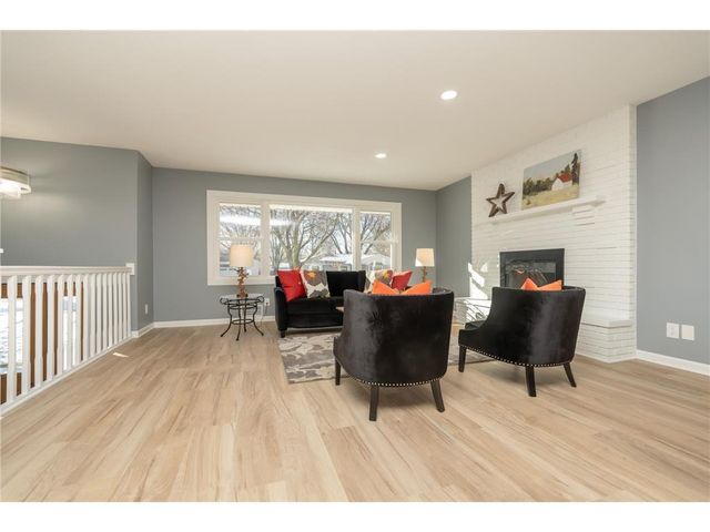 300 Viking Drive, Mankato, MN 56001