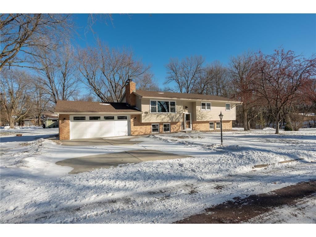 300 Viking Drive, Mankato, MN 56001
