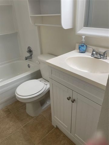 7701 STARKEY ROAD 622, Seminole, FL 33777