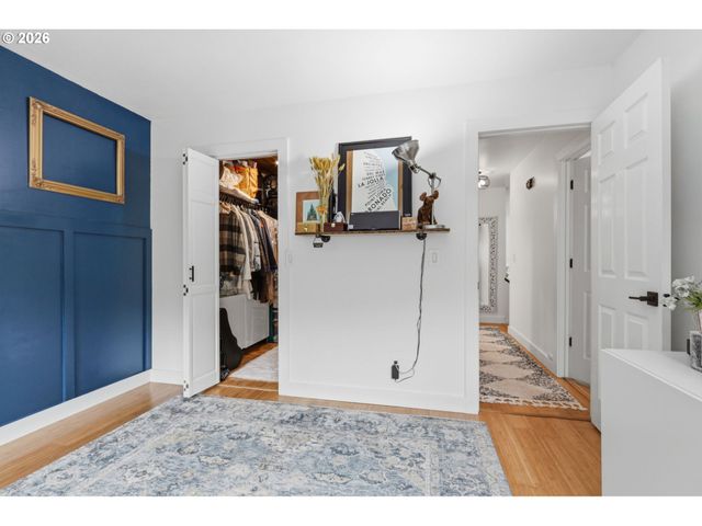 65 OSWEGO Smt, Lake Oswego, OR 97035