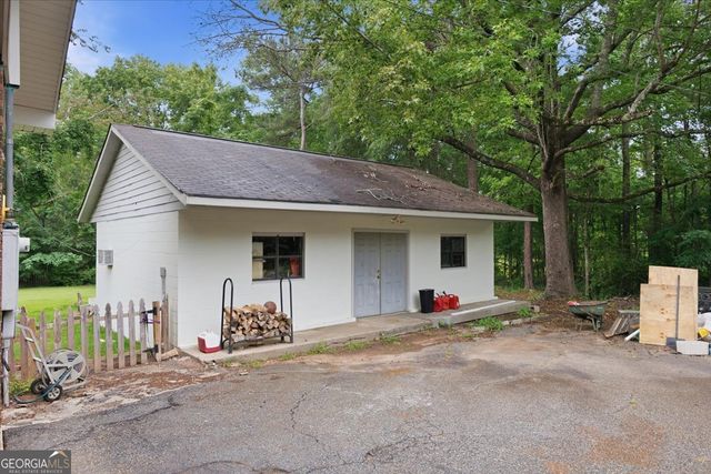 1052 Howard Roberts Road, Gray, GA 31032