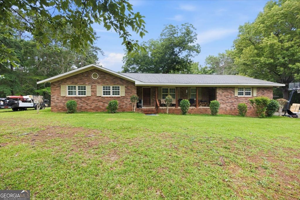 1052 Howard Roberts Road, Gray, GA 31032