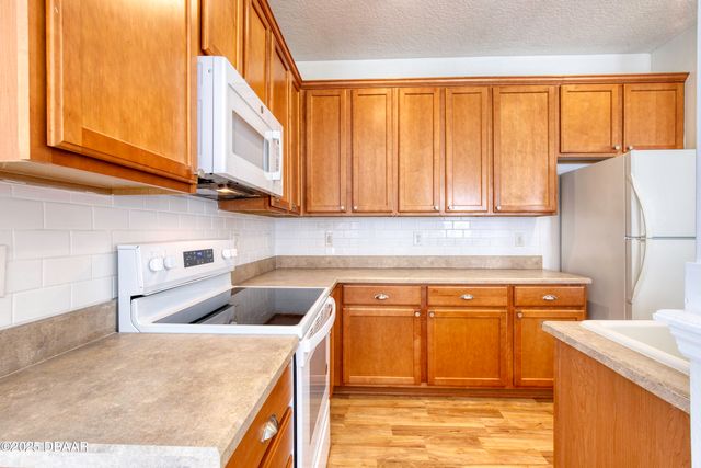 637 Mount Olympus Boulevard, New Smyrna Beach, FL 32168