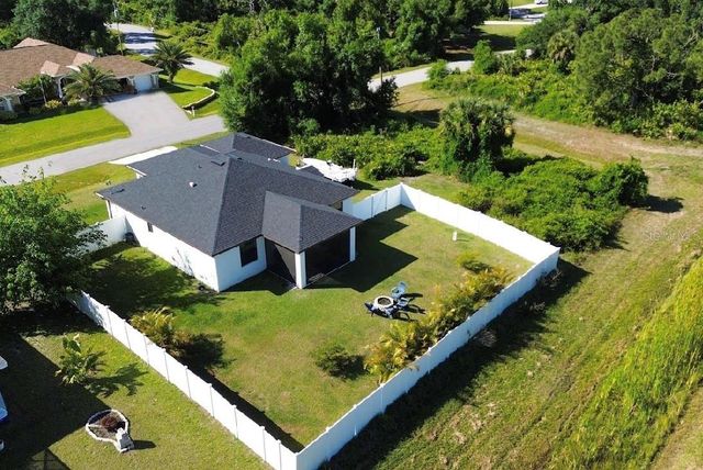 7558 TOTEM AVENUE, North Port, FL 34291