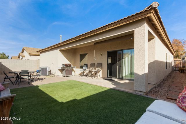 2052 N HOLGUIN Way, Chandler, AZ 85225