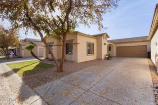 2052 N HOLGUIN Way, Chandler, AZ 85225