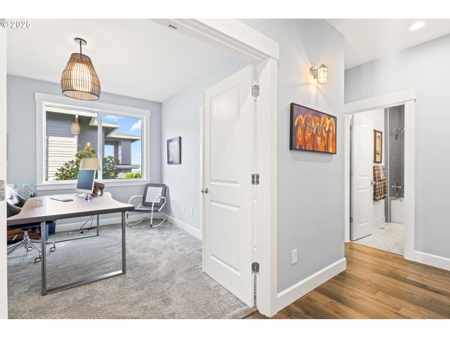 3691 Se ATHERTON Ave, Gresham, OR 97080