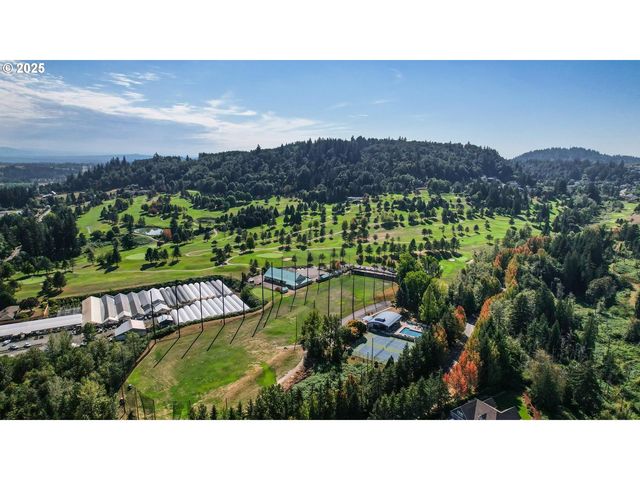 3691 Se ATHERTON Ave, Gresham, OR 97080