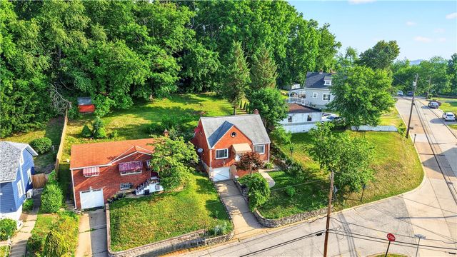 297 Patterson Ave, Bridgeville, PA 15017