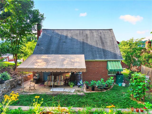 297 Patterson Ave, Bridgeville, PA 15017