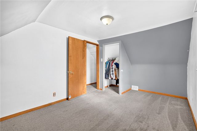 297 Patterson Ave, Bridgeville, PA 15017