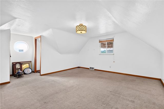 297 Patterson Ave, Bridgeville, PA 15017
