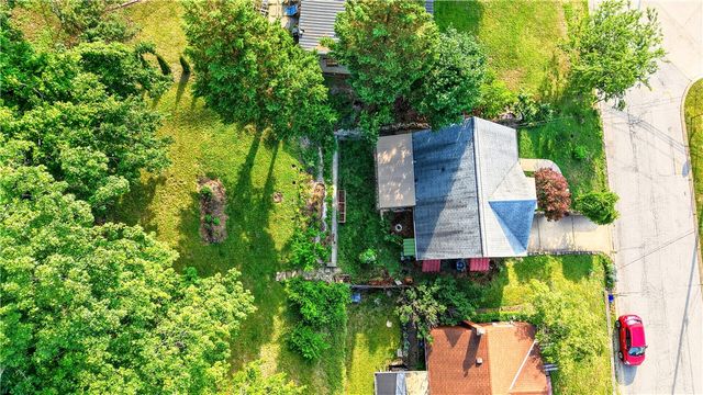 297 Patterson Ave, Bridgeville, PA 15017