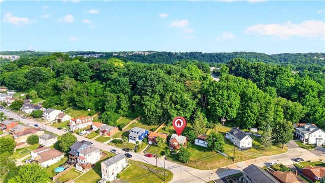 297 Patterson Ave, Bridgeville, PA 15017