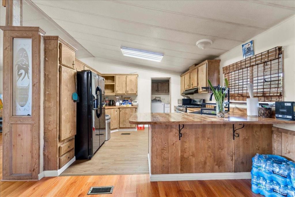 Image 14 of property listing at 2580 Senter Road 476, San Jose, CA 95111