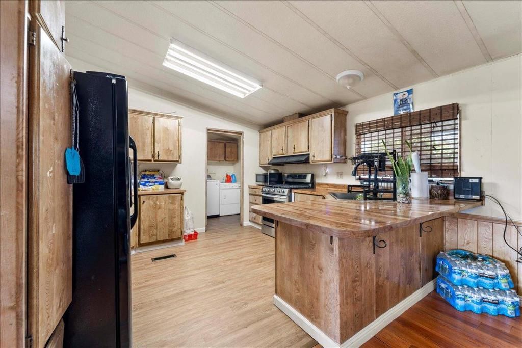 Image 15 of property listing at 2580 Senter Road 476, San Jose, CA 95111