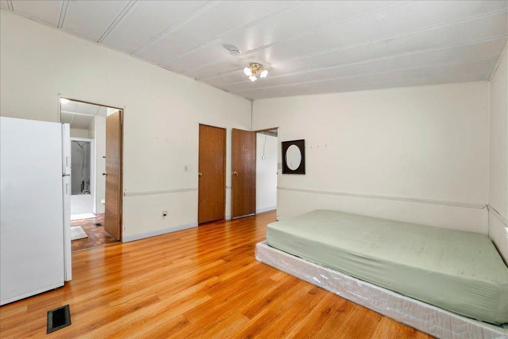 Image 18 of property listing at 2580 Senter Road 476, San Jose, CA 95111