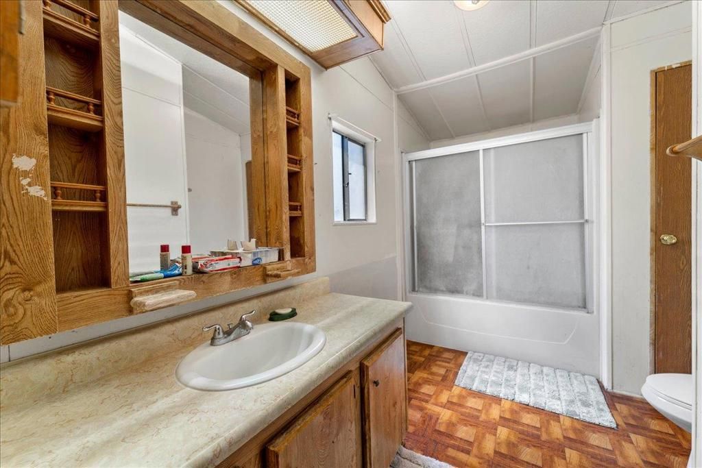 Image 22 of property listing at 2580 Senter Road 476, San Jose, CA 95111