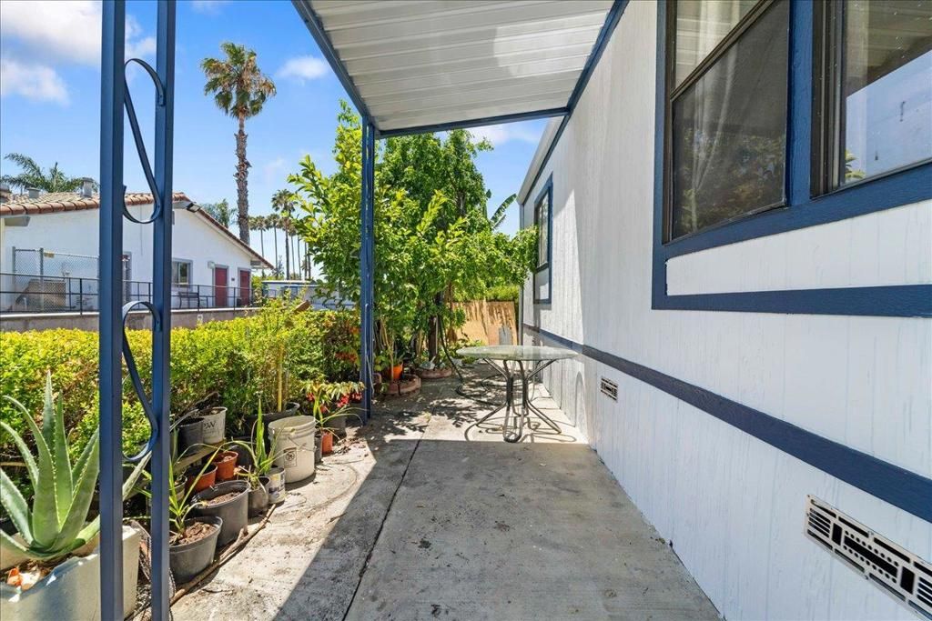 Image 26 of property listing at 2580 Senter Road 476, San Jose, CA 95111