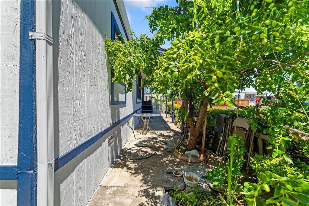 Image 27 of property listing at 2580 Senter Road 476, San Jose, CA 95111