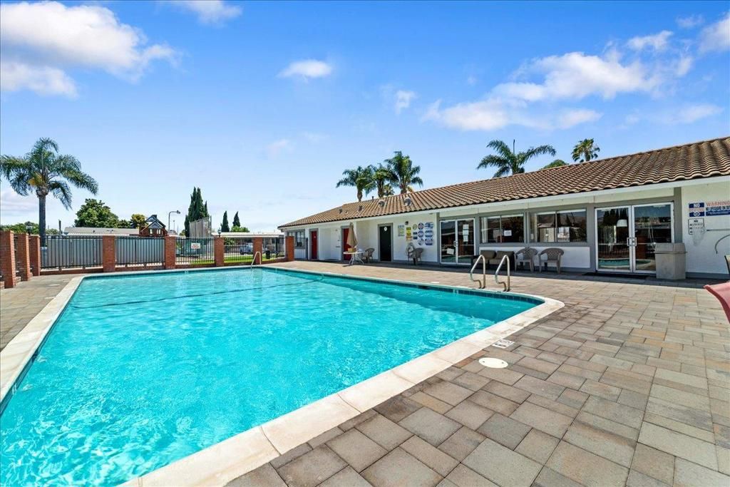 Image 32 of property listing at 2580 Senter Road 476, San Jose, CA 95111